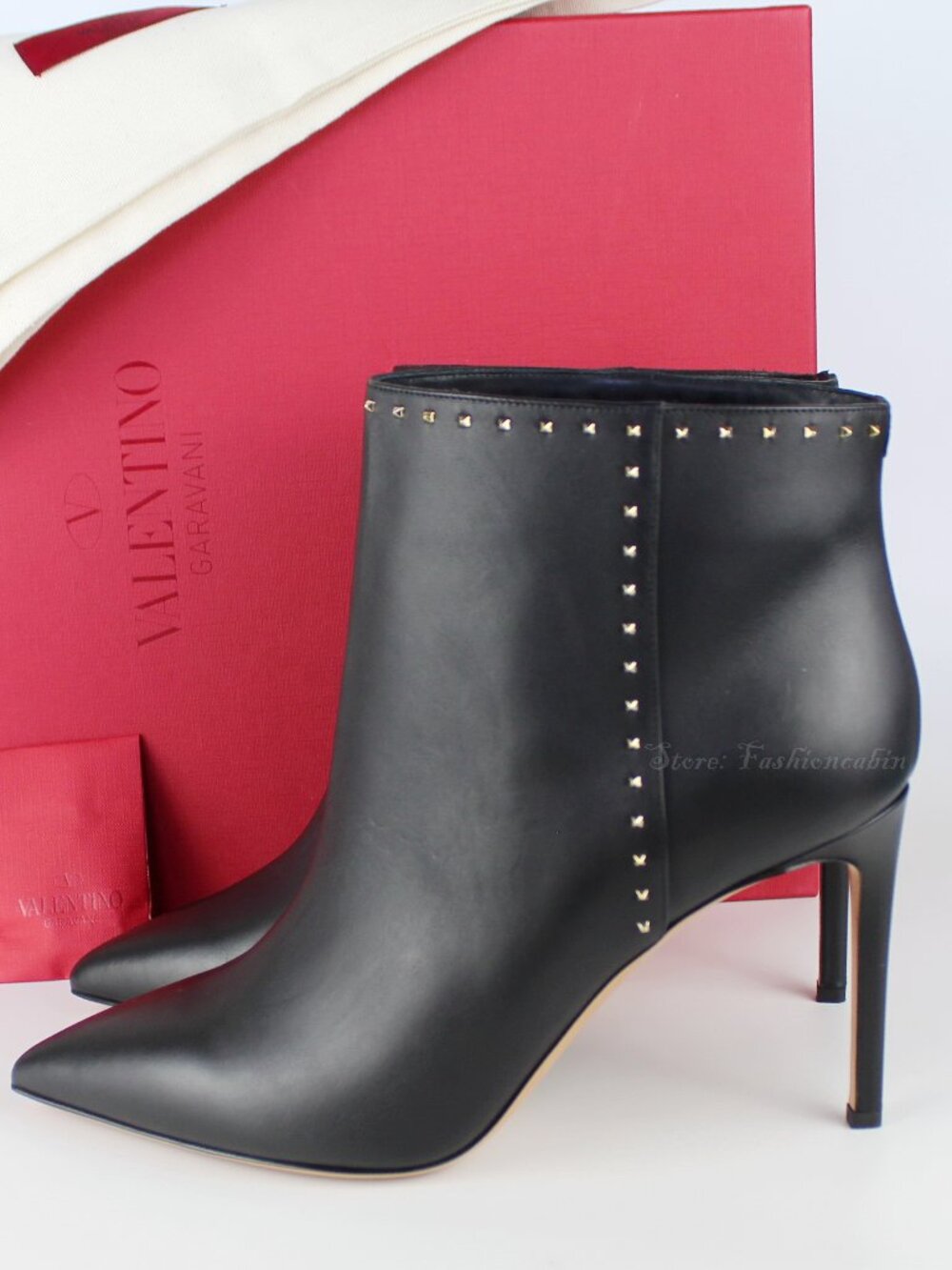 VALENTINO GARAVANI Black Rockstud Leather Ankle Boots EU 41/ US 11 Pointed Toe